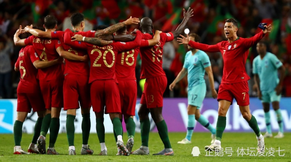 包含全球球队参与友谊赛，大胜引发讨论的词条