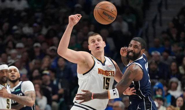 包含詹姆斯险胜欧文，连续三场30+关键表现点燃全场！的词条