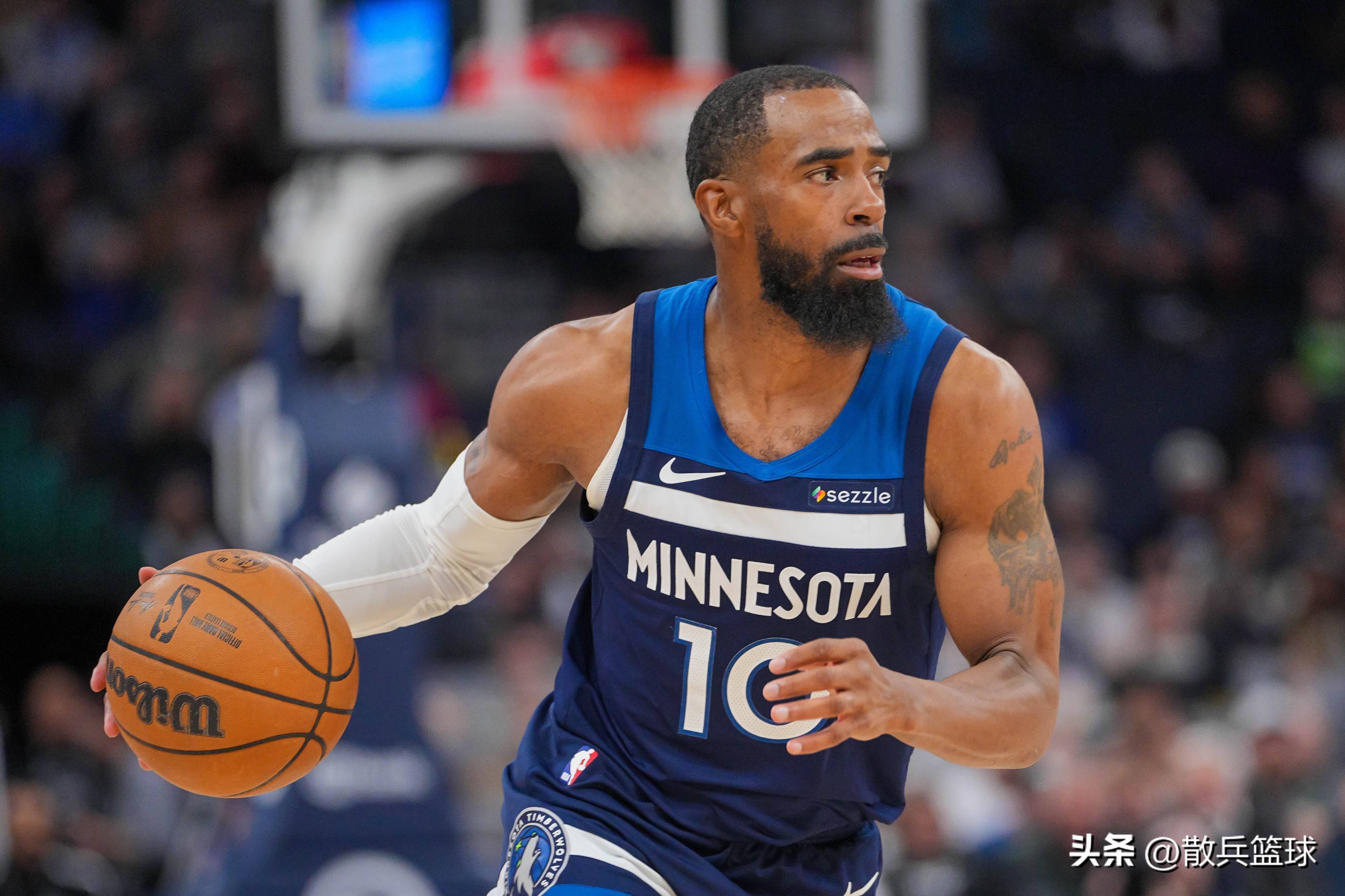 快船复出首战，全明星入选状态火爆，鹈鹕成为焦点！