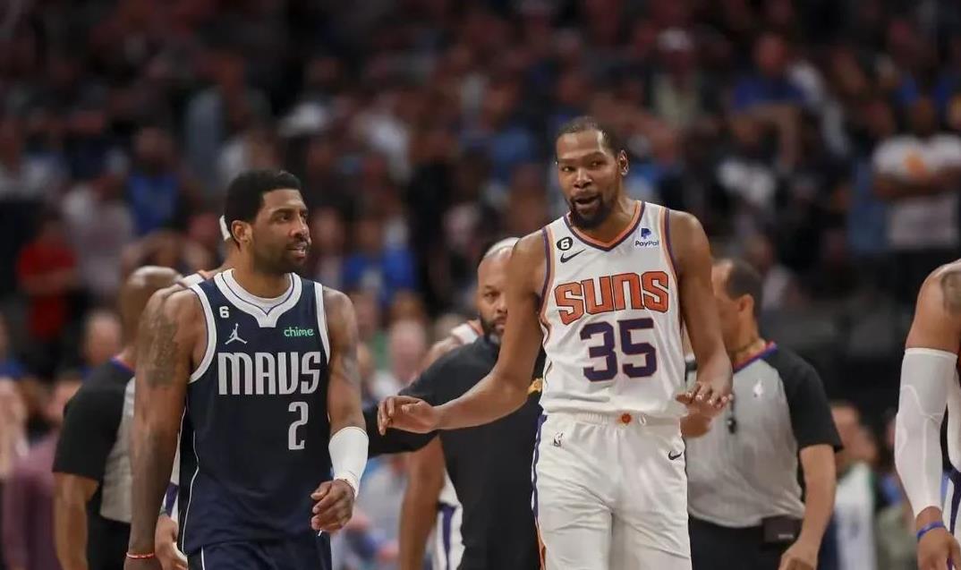 阿扎伦卡巅峰对决，杜兰特与40激战曼联分钟，关键助攻胜负难料！