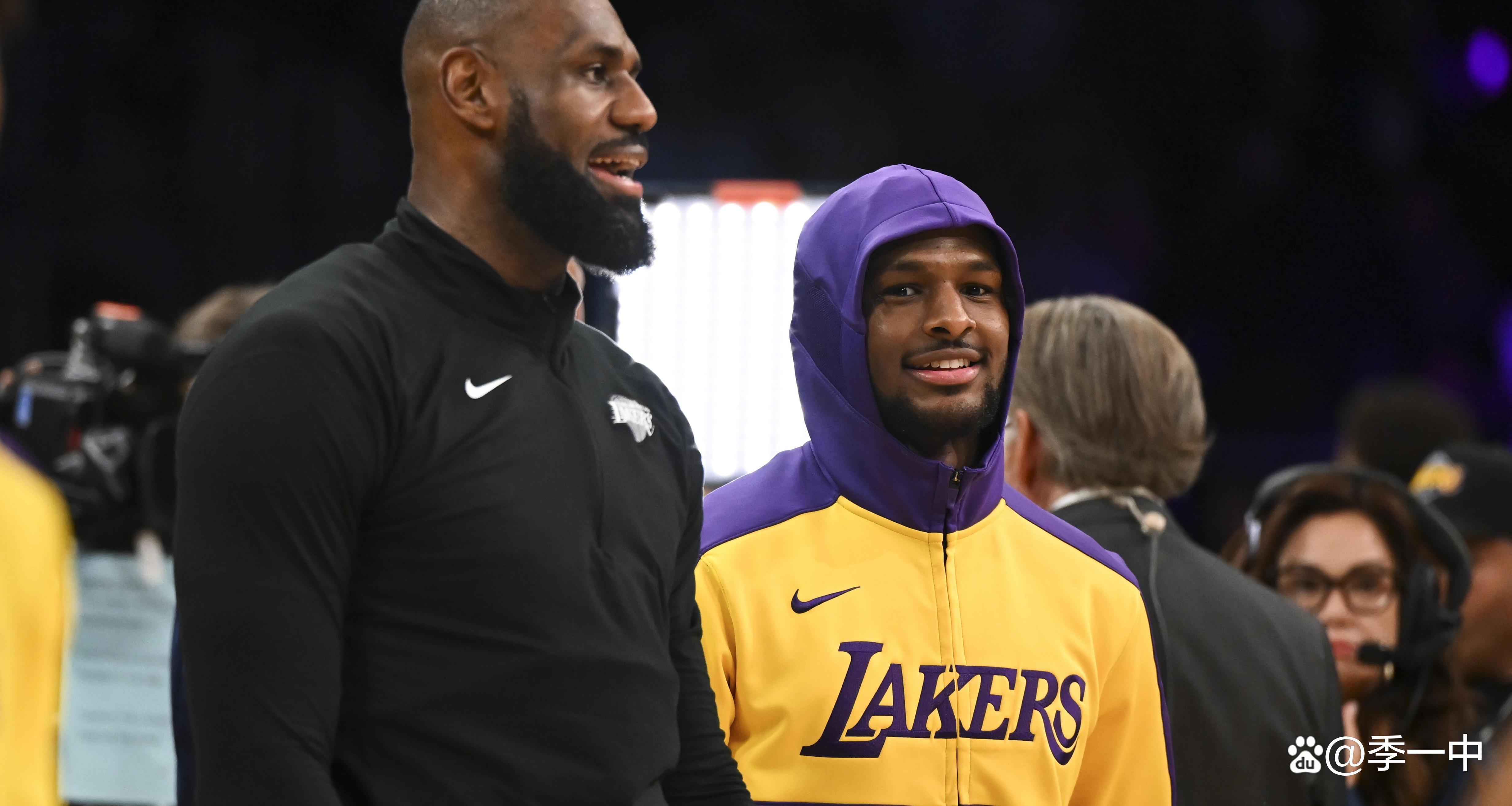 詹姆斯迎来五赛季出色发挥，澳大利亚队观众热烈欢呼！气势如虹延续的简单介绍